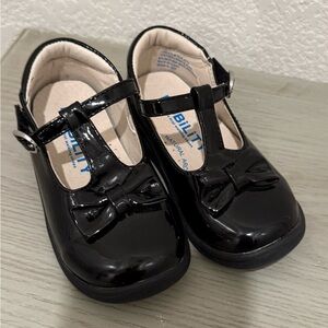 Black Patent Leather T strap w/bow Girls Dress Shoes sz 6.5